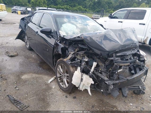 2017 TOYOTA CAMRY SE - 1
