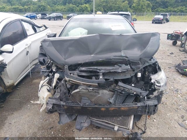 2017 TOYOTA CAMRY SE 13