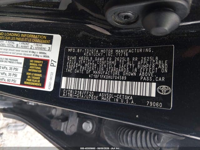 2017 TOYOTA CAMRY SE 9