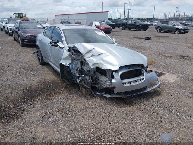 2010 JAGUAR XF