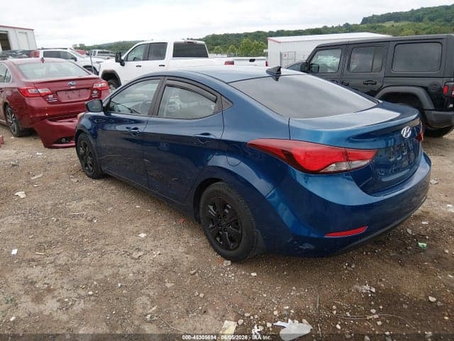 2016 HYUNDAI ELANTRA SE 3