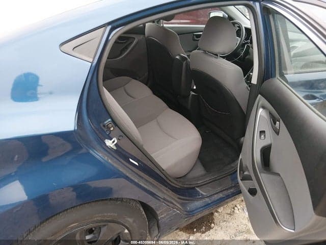 2016 HYUNDAI ELANTRA SE 8