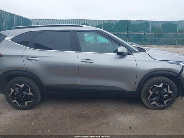 2024 KIA SELTOS EX 13