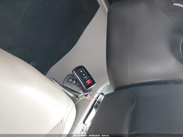 2019 TOYOTA HIGHLANDER XLE 17