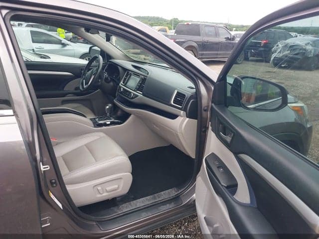 2019 TOYOTA HIGHLANDER XLE 5