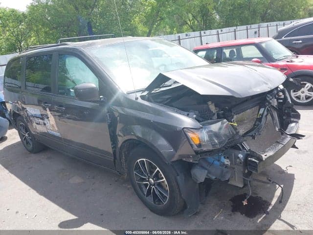 2019 DODGE GRAND CARAVAN GT 1