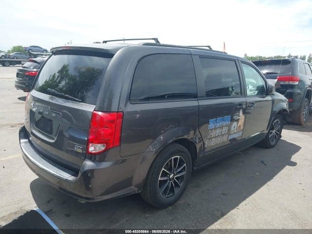 2019 DODGE GRAND CARAVAN GT 4