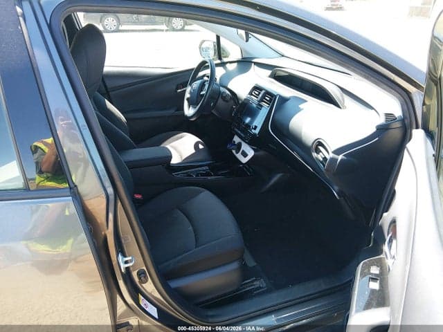 2018 TOYOTA PRIUS PRIME PLUS 5