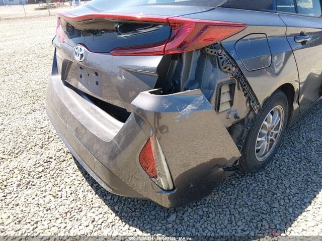 2018 TOYOTA PRIUS PRIME PLUS 6
