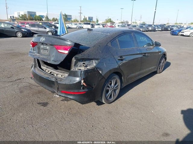 2018 HYUNDAI ELANTRA SEL 4