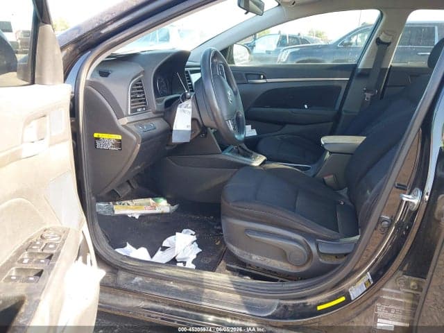 2018 HYUNDAI ELANTRA SEL 5