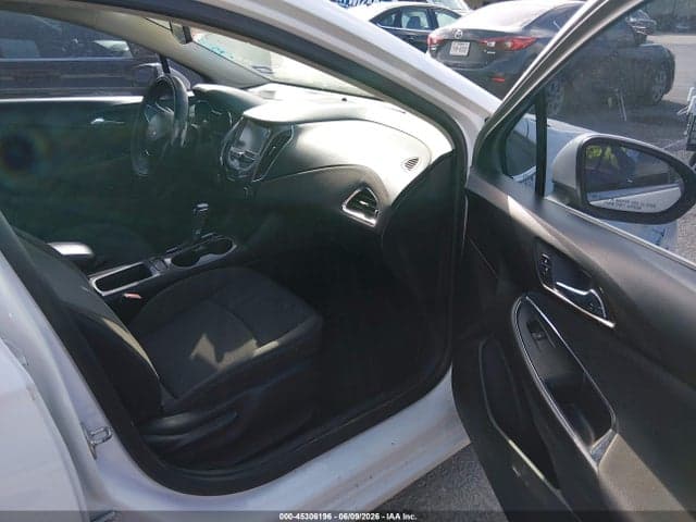2017 CHEVROLET CRUZE LT AUTO 5
