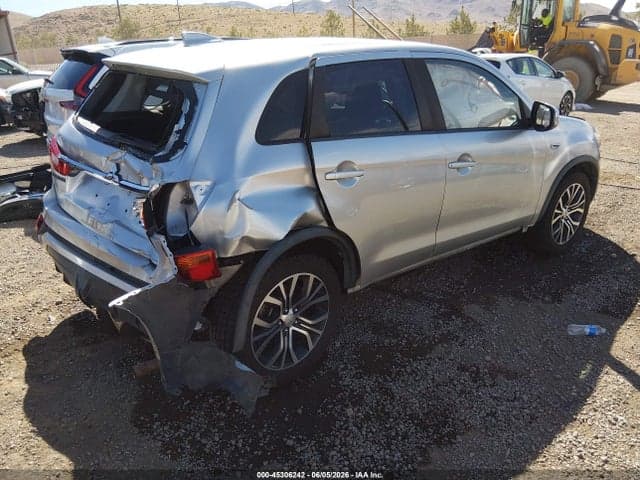 2018 MITSUBISHI OUTLANDER SPORT 2.4 SE 4