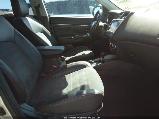 2018 MITSUBISHI OUTLANDER SPORT 2.4 SE 5