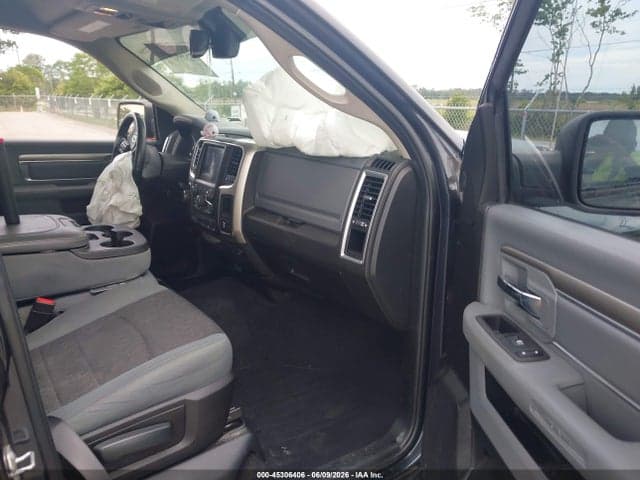 2019 RAM 1500 CLASSIC WARLOCK 4X4 5'7 BOX 5