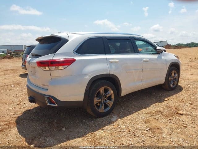 2018 TOYOTA HIGHLANDER LIMITED PLATINUM 4