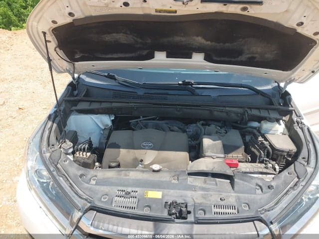 2018 TOYOTA HIGHLANDER LIMITED PLATINUM 10