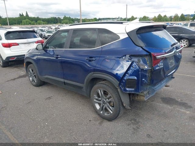 2021 KIA SELTOS S 3