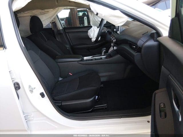 2024 NISSAN SENTRA SV XTRONIC CVT 5