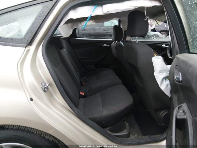 2017 FORD FOCUS SE 8
