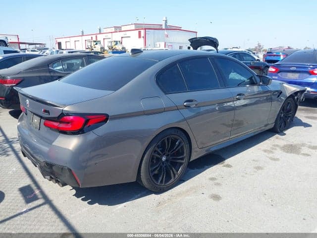 2022 BMW M5 4