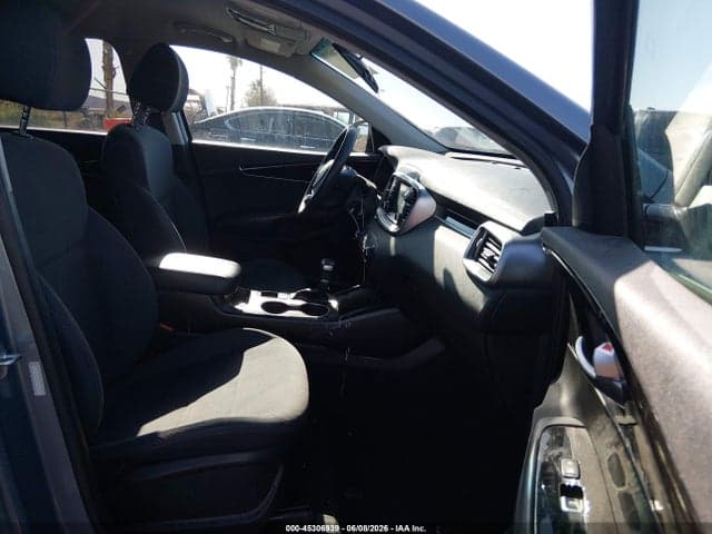 2020 KIA SORENTO 2.4L LX 5
