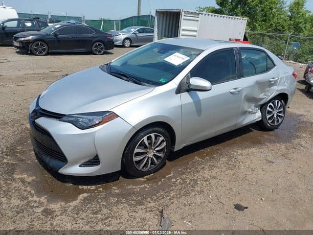 2017 TOYOTA COROLLA LE 2