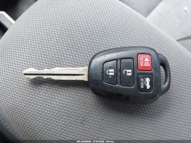 2017 TOYOTA COROLLA LE 11