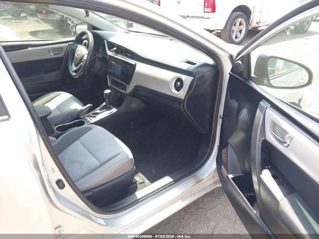 2017 TOYOTA COROLLA LE 5