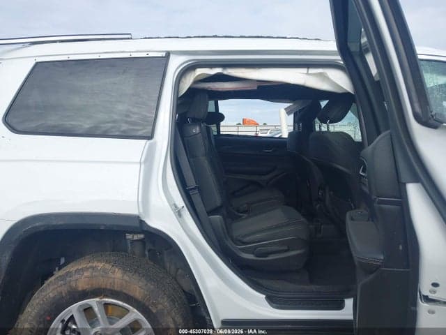 2025 JEEP GRAND CHEROKEE L LAREDO X 4X4 8