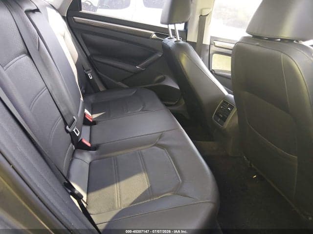 2018 VOLKSWAGEN PASSAT 2.0T SE 8