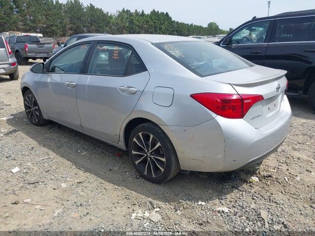 2017 TOYOTA COROLLA SE 3