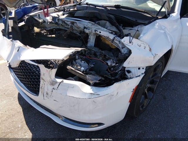 2020 CHRYSLER 300 TOURING 6