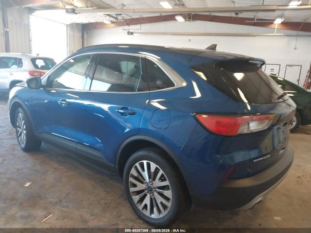 2022 FORD ESCAPE TITANIUM 3