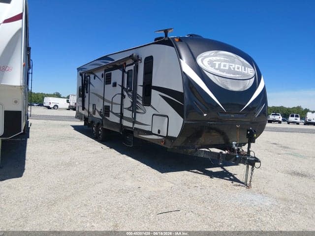 2017 TORQUE TOY HAULER