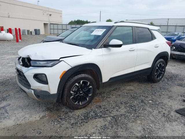 2023 CHEVROLET TRAILBLAZER AWD LT 2