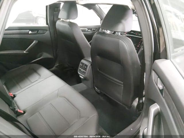 2021 VOLKSWAGEN PASSAT 2.0T R-LINE 8