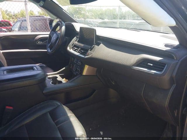 2021 CHEVROLET SUBURBAN 4WD RST 5