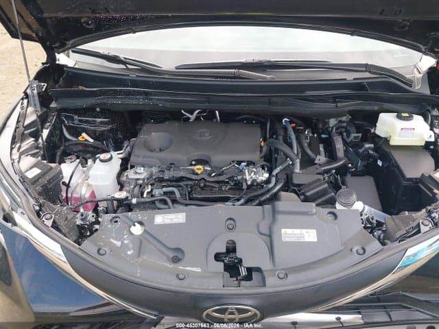 2026 TOYOTA SIENNA LE 10