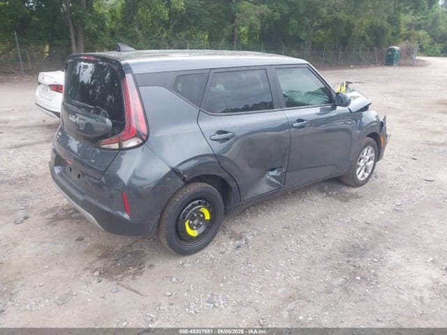 2025 KIA SOUL LX 4