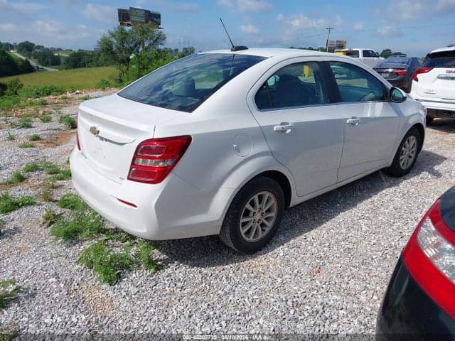 2017 CHEVROLET SONIC LT AUTO 4