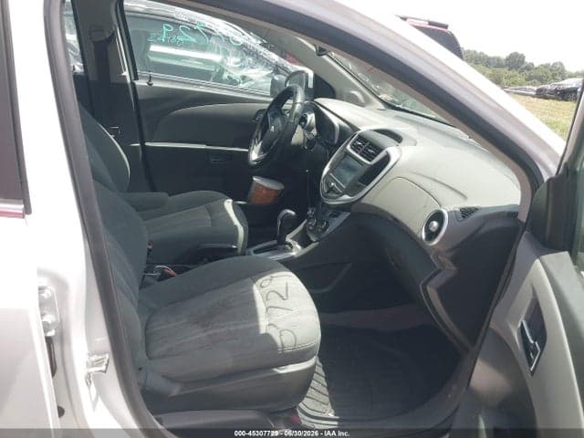 2017 CHEVROLET SONIC LT AUTO 5