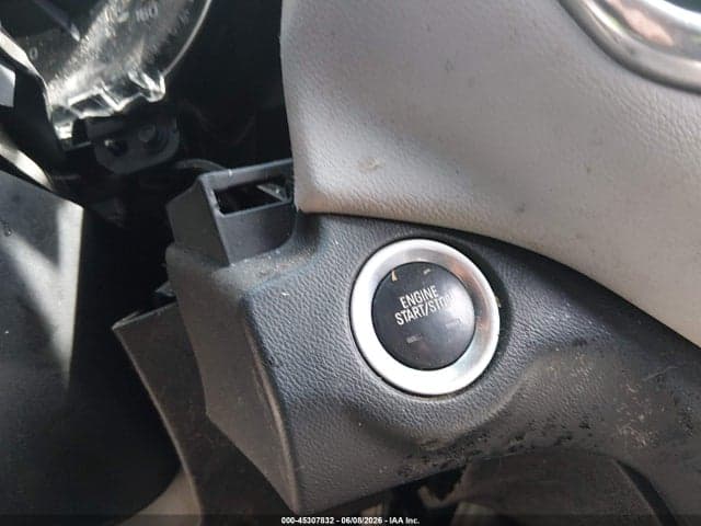 2021 CHEVROLET EQUINOX FWD 2FL 11