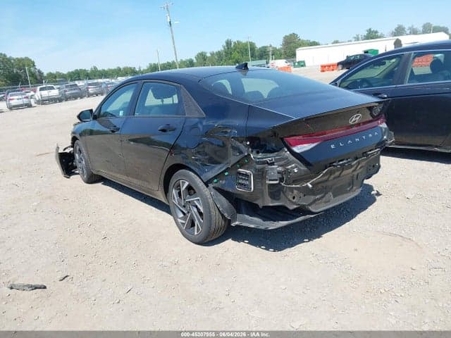 2025 HYUNDAI ELANTRA SEL SPORT 3