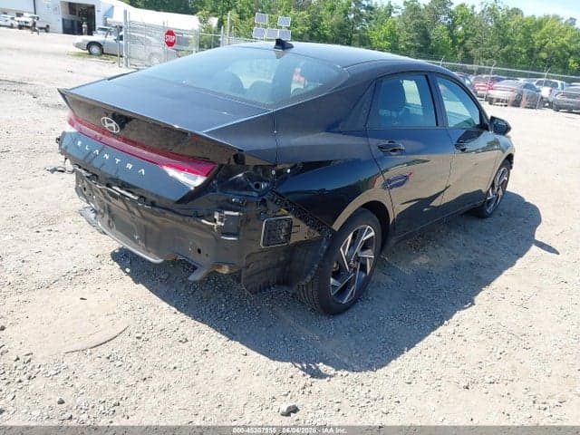 2025 HYUNDAI ELANTRA SEL SPORT 4