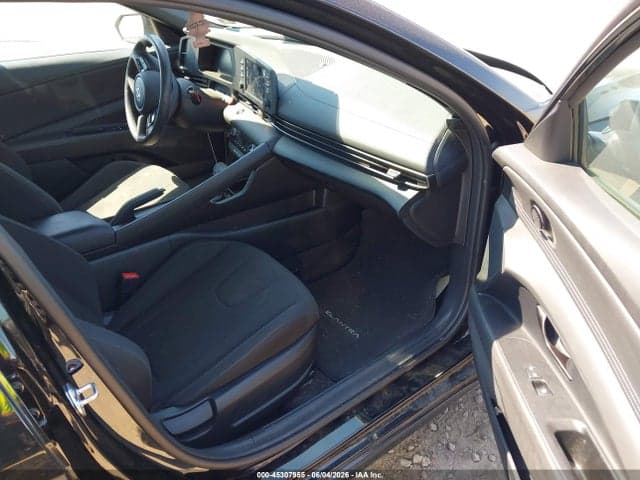 2025 HYUNDAI ELANTRA SEL SPORT 5