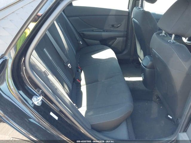2025 HYUNDAI ELANTRA SEL SPORT 8