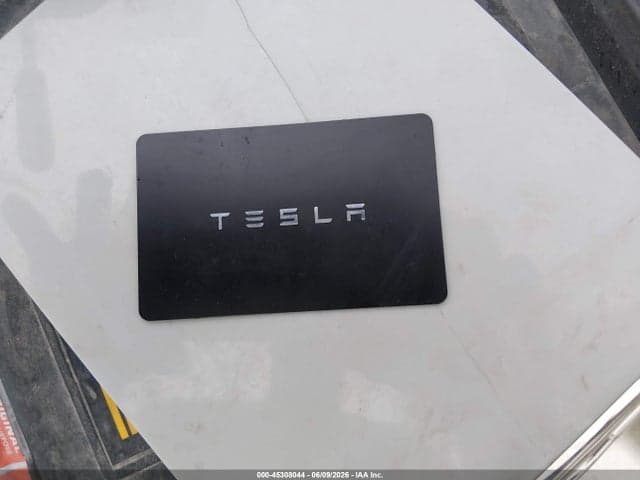 2025 TESLA MODEL 3 11