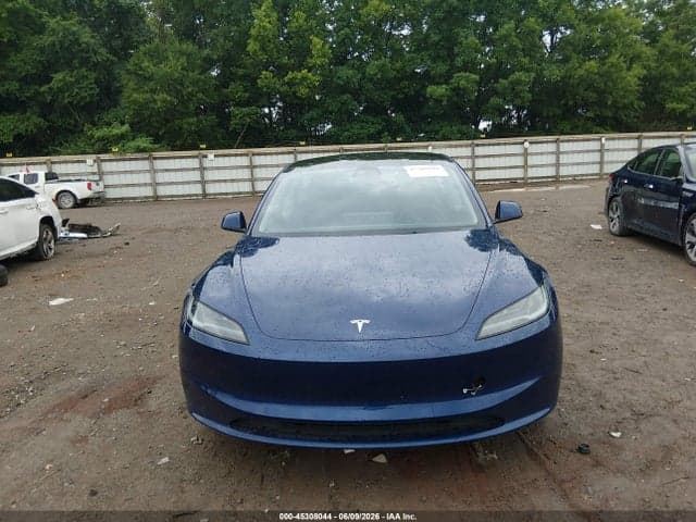 2025 TESLA MODEL 3 6