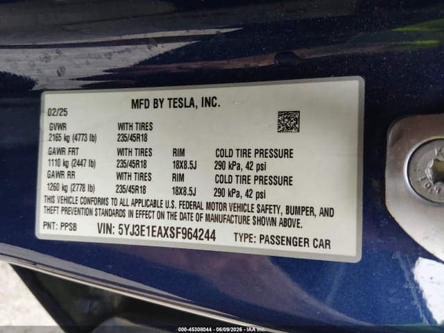 2025 TESLA MODEL 3 9